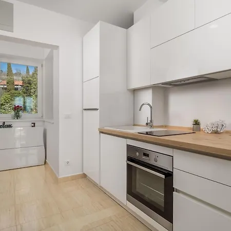 Luxury Honeymoon Selce