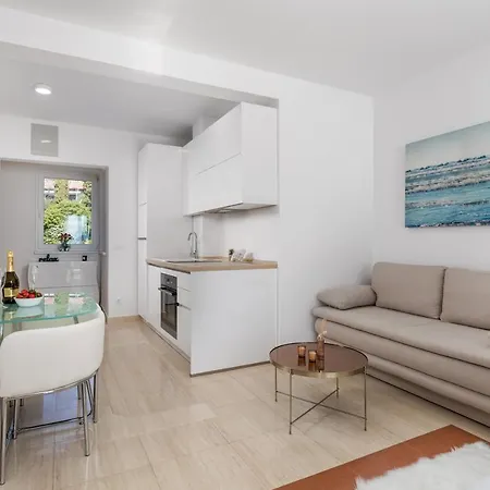 Luxury Honeymoon Apartment Selce