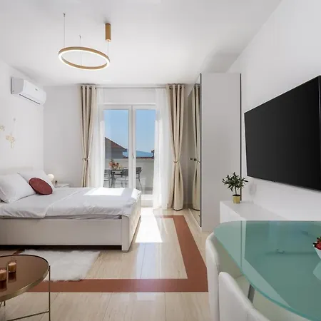 Luxury Honeymoon Apartment