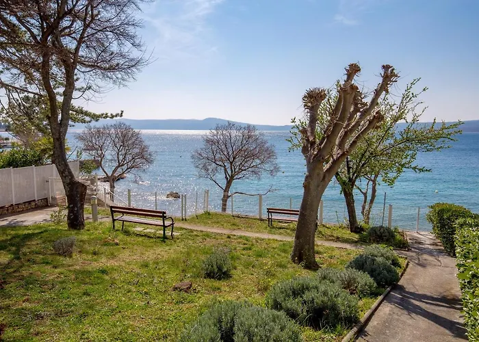 Luxury Honeymoon Apartament Selce